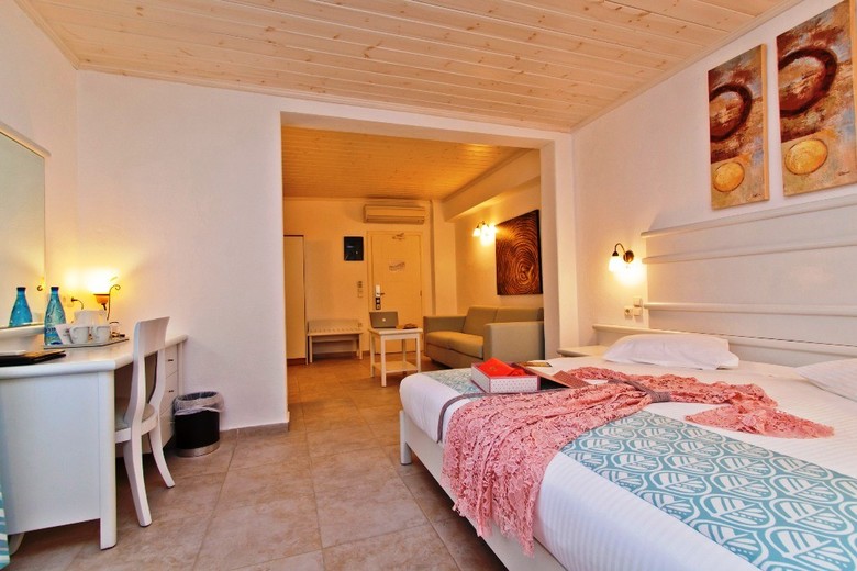 Hotel Yiannaki