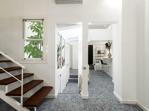 Fewdays Barcelona Apartments
