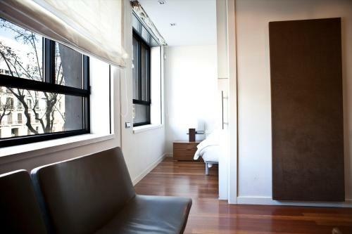 Fewdays Barcelona Apartments