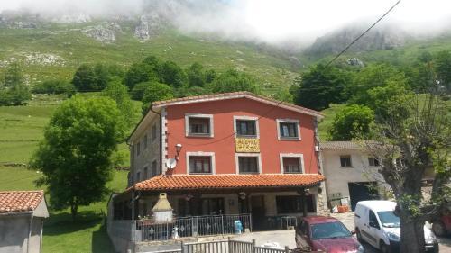 Hostal La Plaza