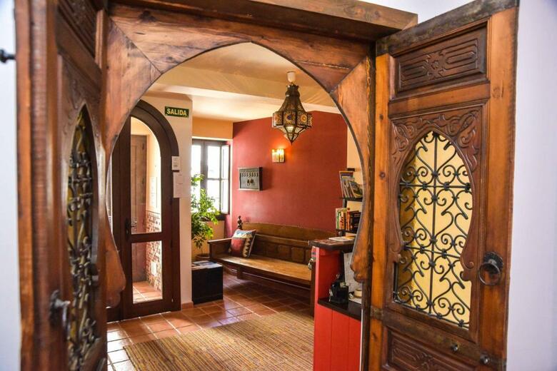 Hostal Boabdil Guesthouse