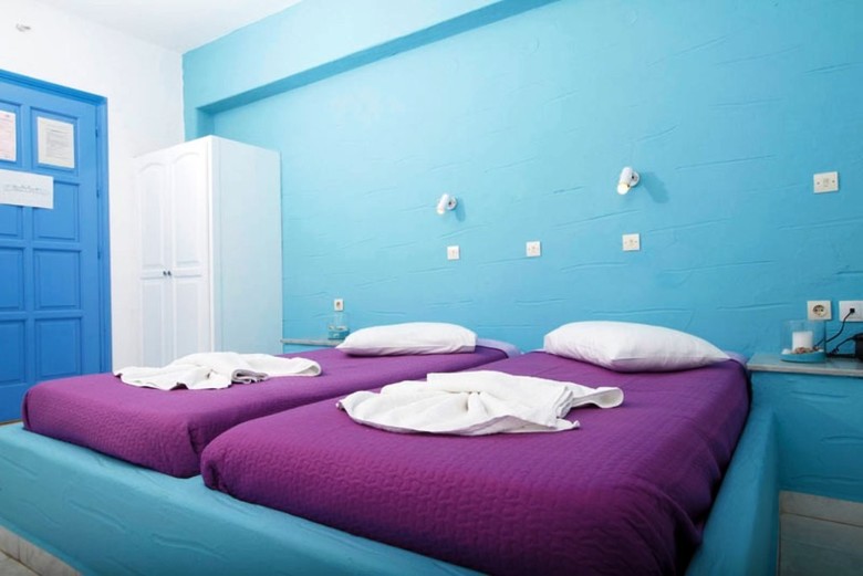 Stratos Studios & Apartments