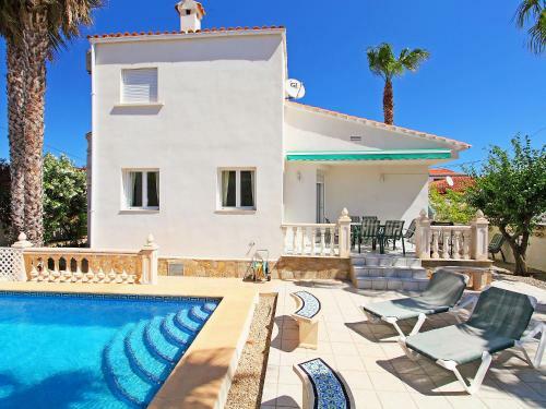 Holiday Home De La Mar