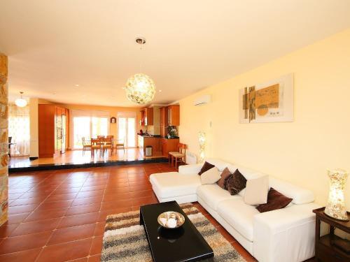 Villa Holiday Home Oasis