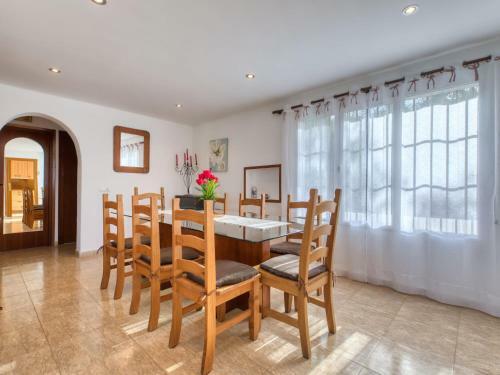 Holiday Home Casa Isabel