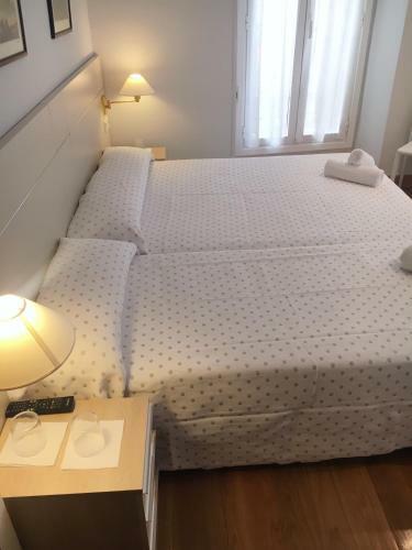 Hostal Pensi�n Larrea