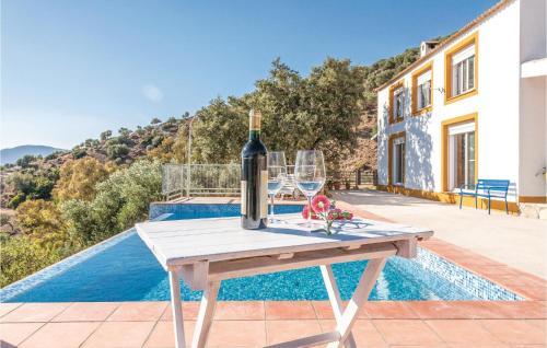Three-bedroom Holiday Home In Cadiz