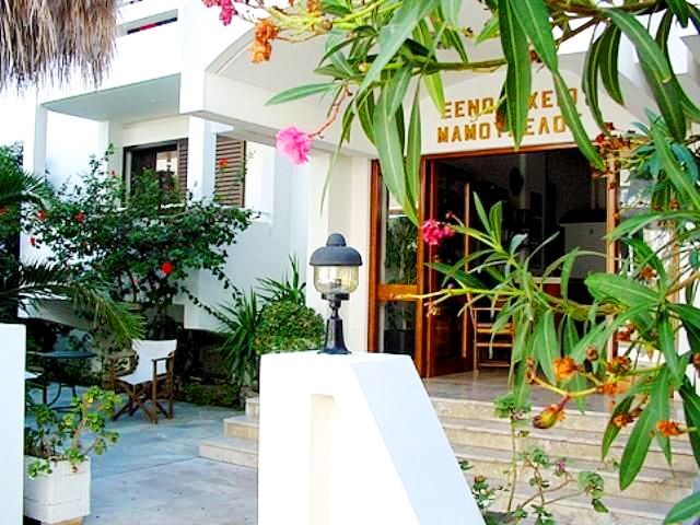 Hotel Mamouzelos Apartments