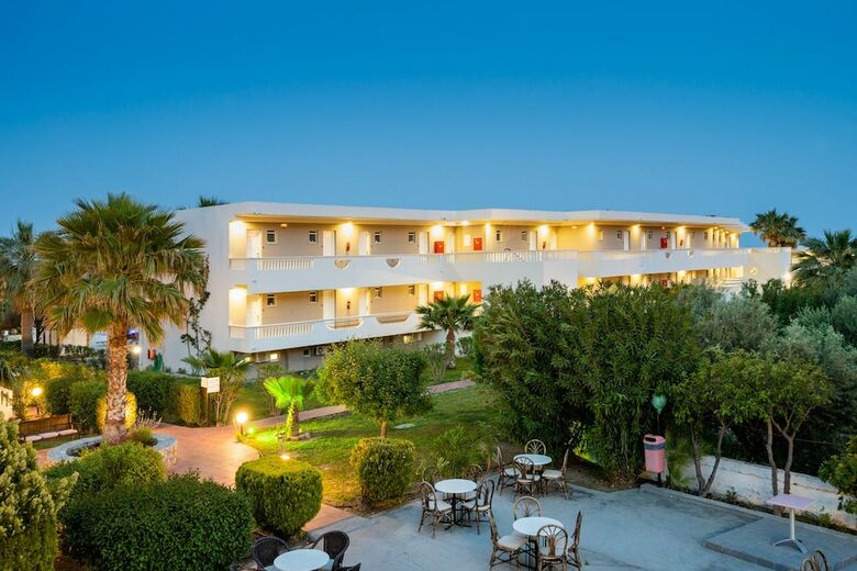 Hotel Lardos Bay