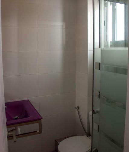 Hostal Colors Rooms