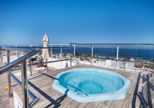 Aparthotel Coral Ocean View - Adults Only
