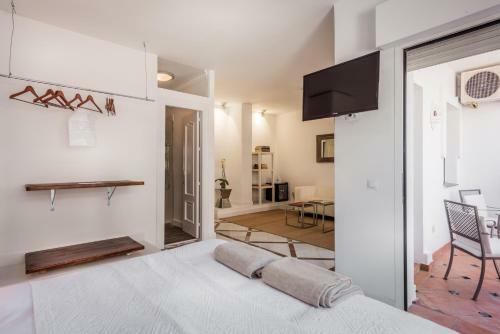 Hostal Molo 44 Suites Puerto Banus