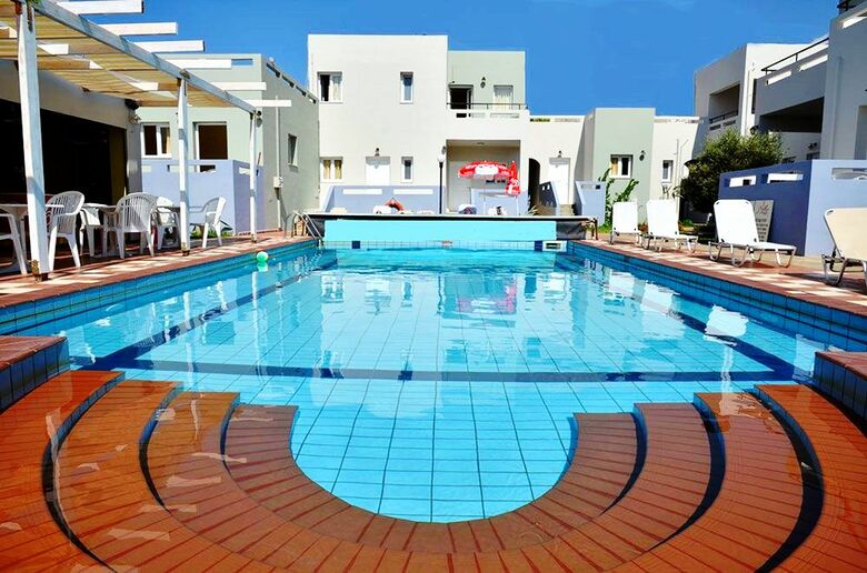 Hotel Golden Sun Studios
