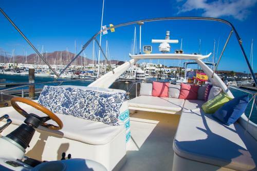 Lanzarote Yacht Hotel