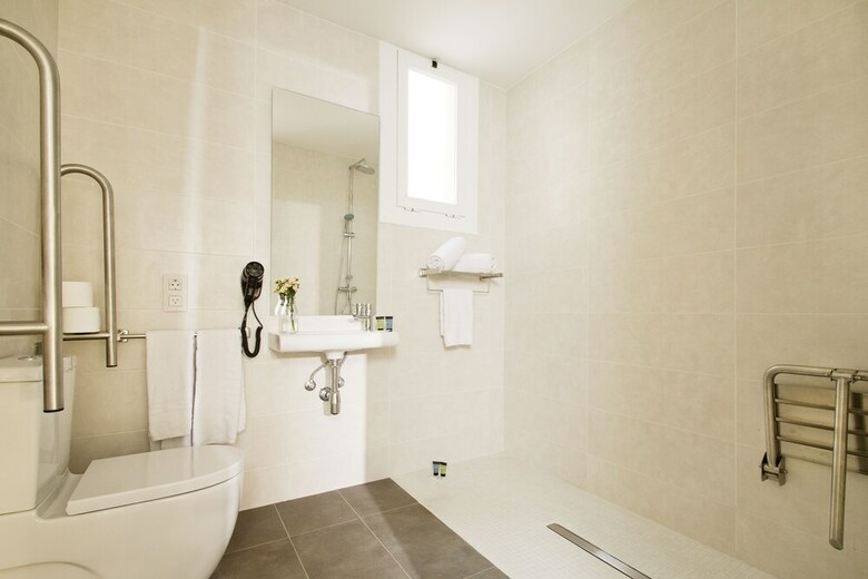 Hostal Som Nit Triomf