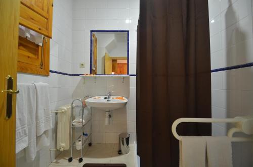 Hostal Residencia Ziri