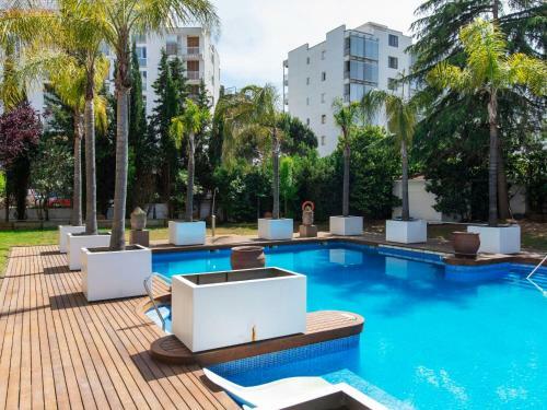 Apartment Fenals Beach