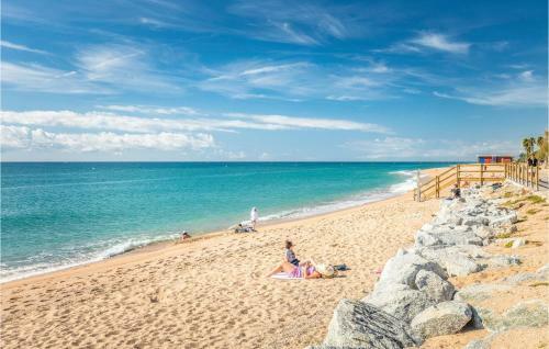 Four-bedroom Apartment In Pineda De Mar