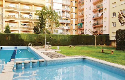 Four-bedroom Apartment In Pineda De Mar
