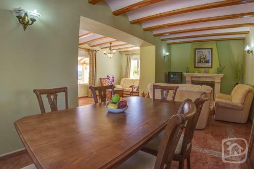 Abahana Villa Gema