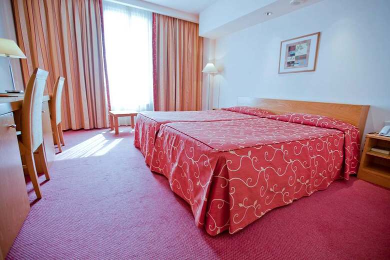 Hotel Premium Porto Aeroporto