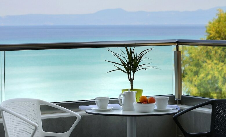 Ostria Sea Side Hotel