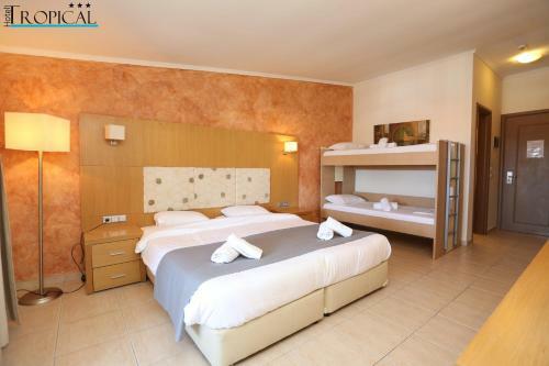 Aparthotel Tropical