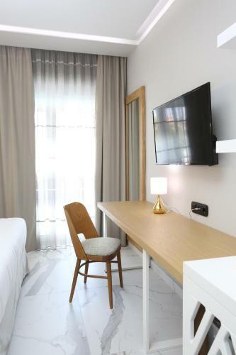 Aparthotel Tropical