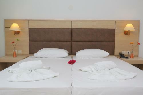Hotel Hilltop