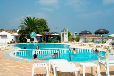Haris Hotel