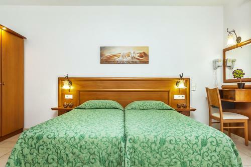 Aparthotel Nereides