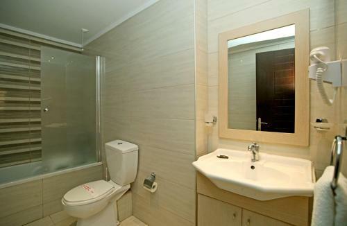 Aparthotel Naias