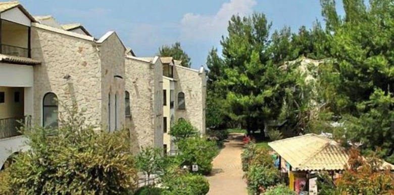 Lesse Hotel