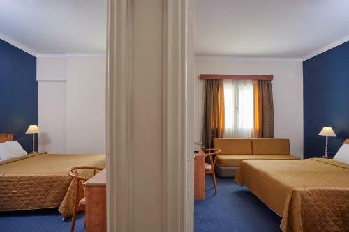 Lucy Hotel