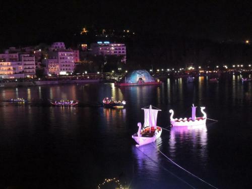 Chalkida Seafront Apartment