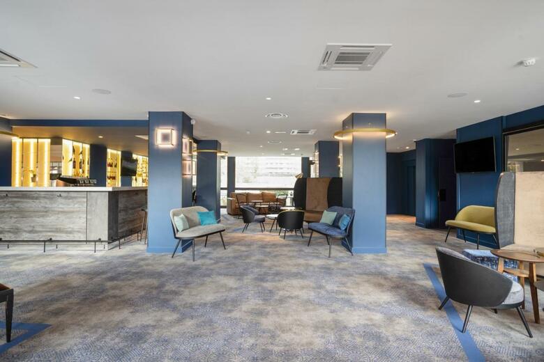 Hotel Park & Suites Ferney-voltaire