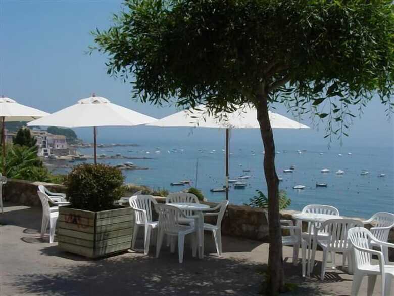 Hotel Mediterrani