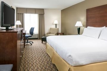 Holiday Inn Express Hotel & Suites Clinton