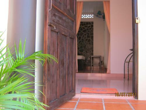 Hostal Sea Winds Resort