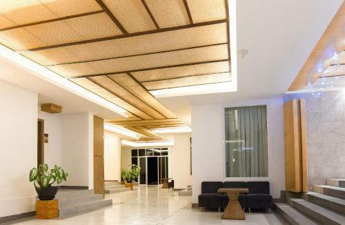 Hotel The Cliff Resort & Residences