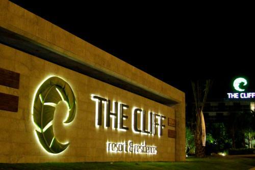 Hotel The Cliff Resort & Residences