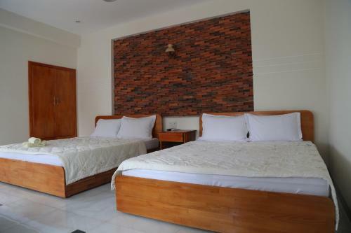Hostal Suoi Tre Guesthouse