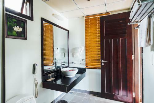 Hotel Lotus Muine Resort & Spa