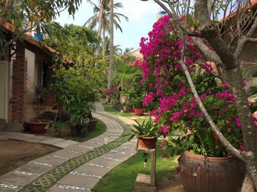 Hostal Nhat Quang Family Beach