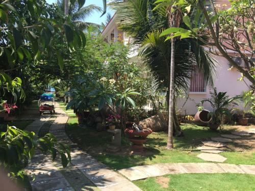 Hostal Nhat Quang Family Beach