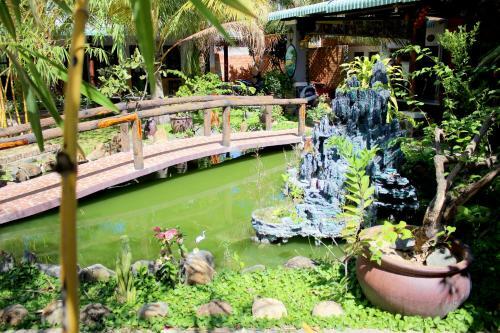 Hostal Hoang Nga Guesthouse
