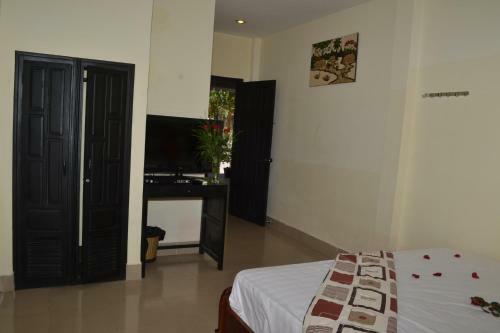 Fishing Village Hotel