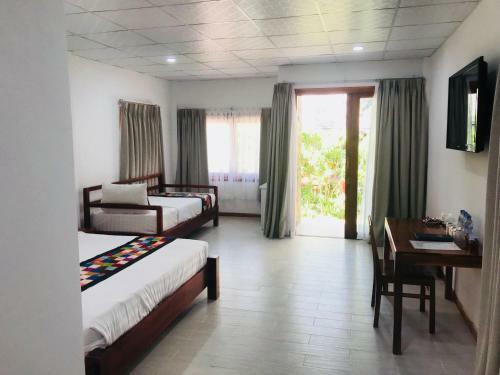 Hotel Ananda Resort