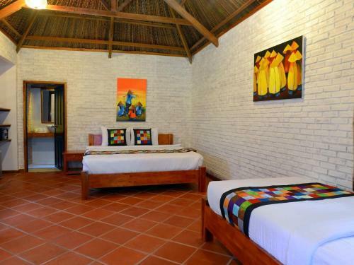 Hotel Ananda Resort