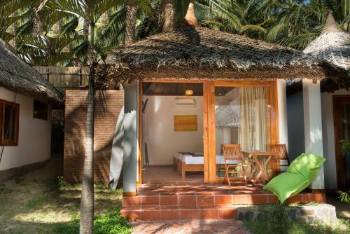 Hotel Ananda Resort